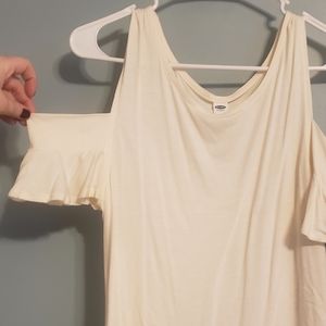 Cream colored peek-a-boo shoulder shirt